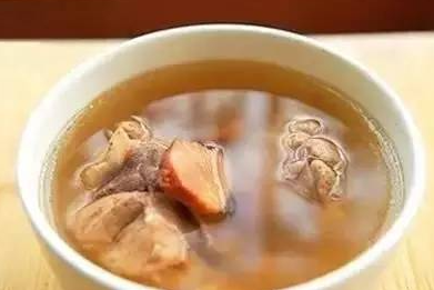 橘红蜇皮鸭肉汤