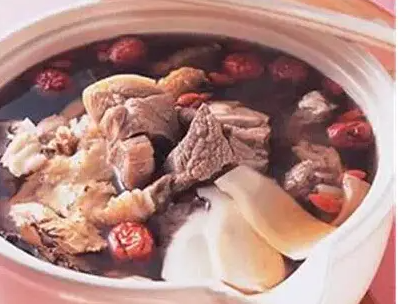 良姜大枣炖羊肉