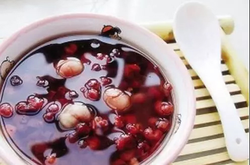 麻黄连翘赤小豆汤