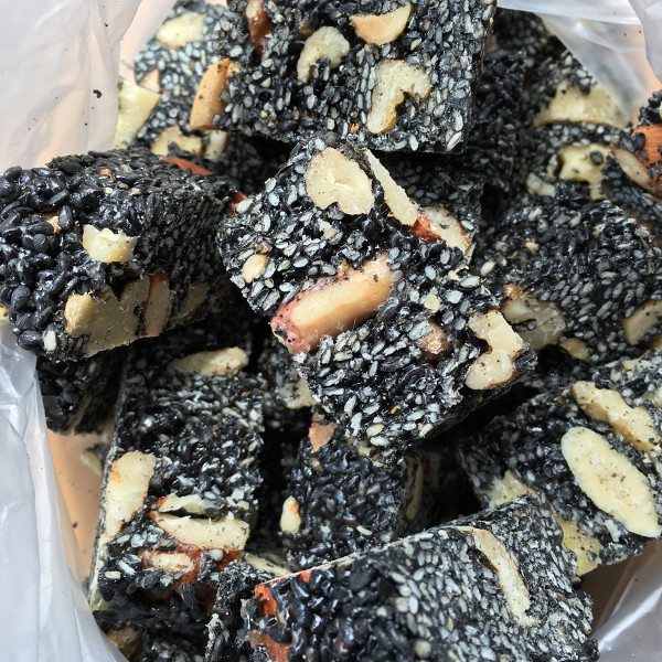 芝麻核桃糖